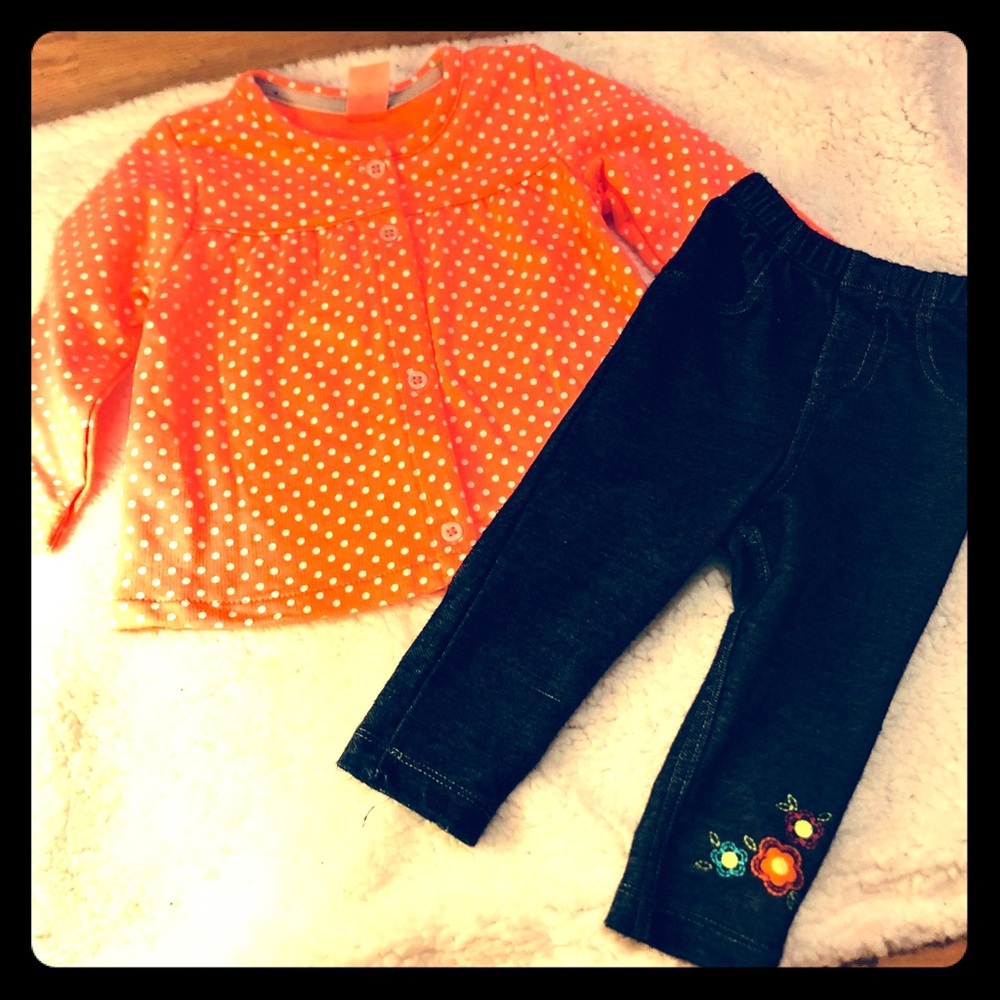 Girls Carters  Outfit! 9 months.